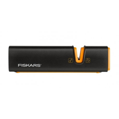 střední štípací sekera Fiskars X17 s pouzdrem, nová