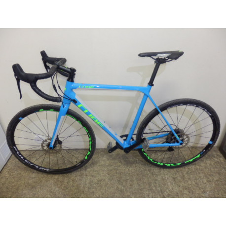 22,5" trekové kolo Cube Cross Race SL Gravel, se zárukou